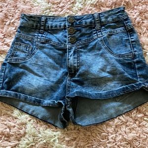 Size 7 denim shorts two butt pockets